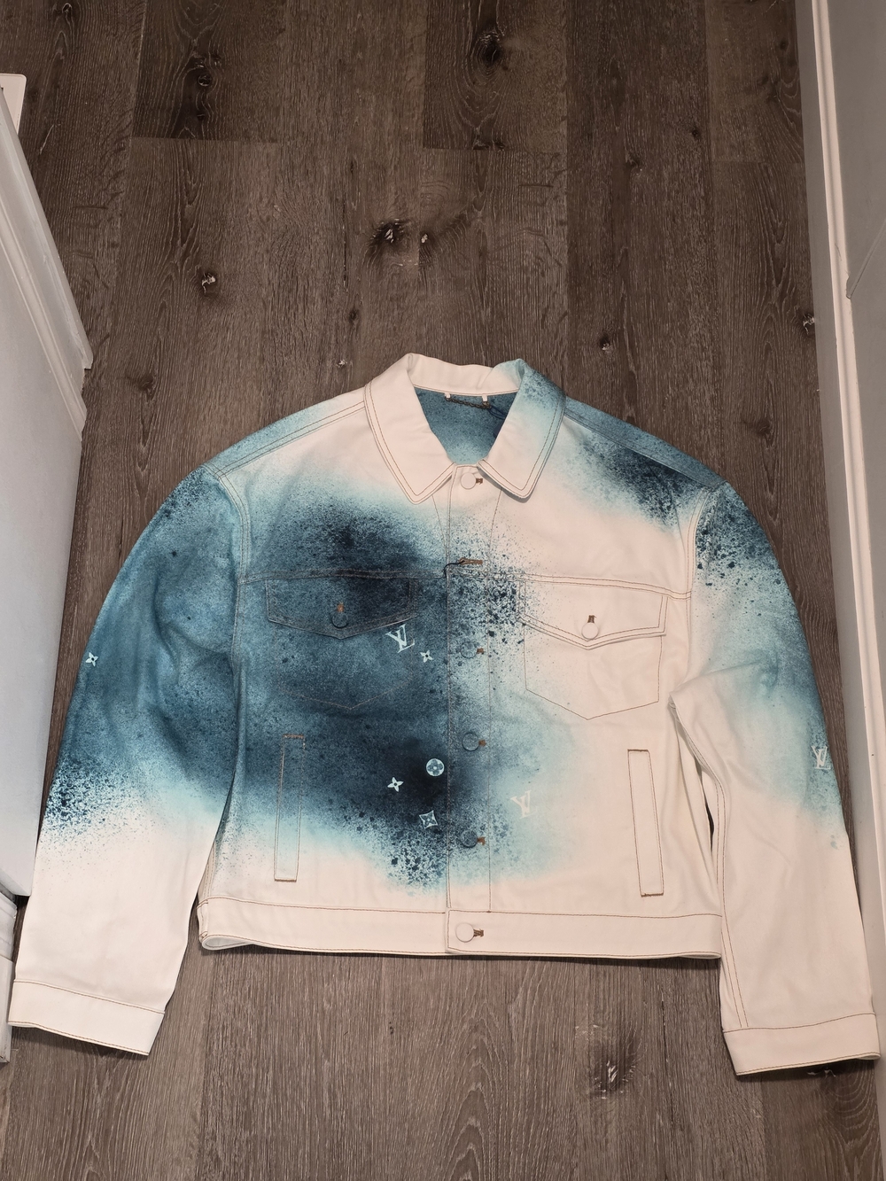 Louis Vuitton Spray Paint Jacket Size 52